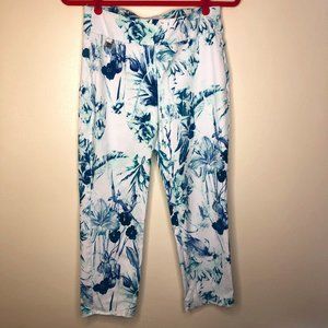 Philosophy Republic Floral Cropped Island Print Pant With Slight Fray On Ankles